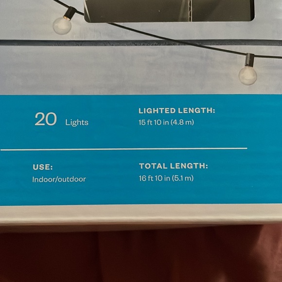 Indoor/Outdoor string lights - Picture 3 of 3